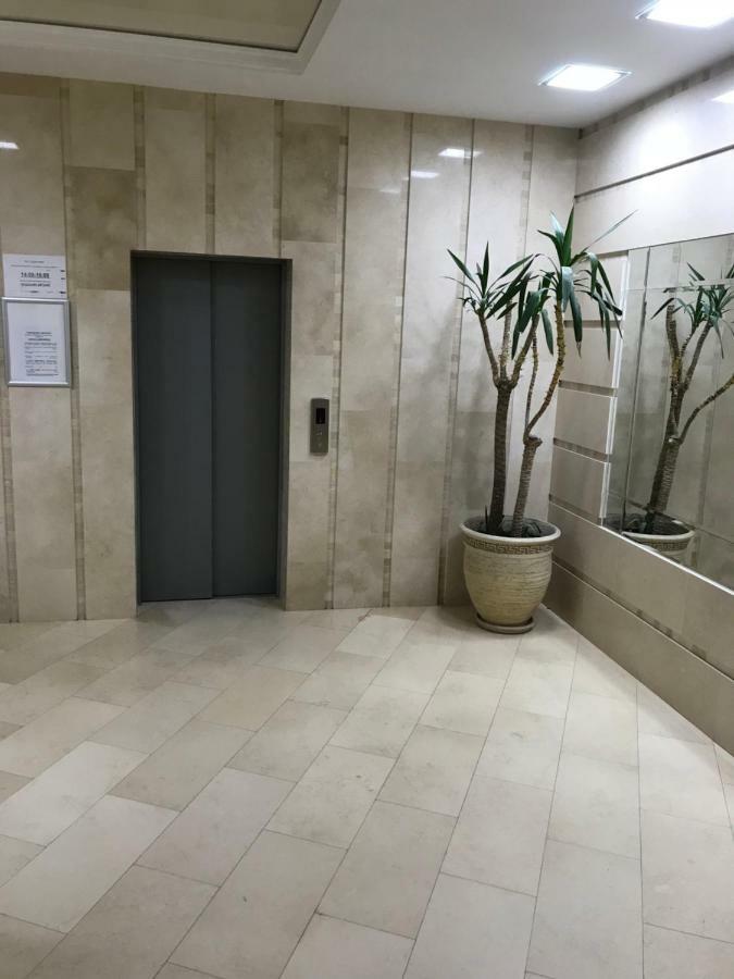 Gagarin Studio Apartment Odesa Exterior photo
