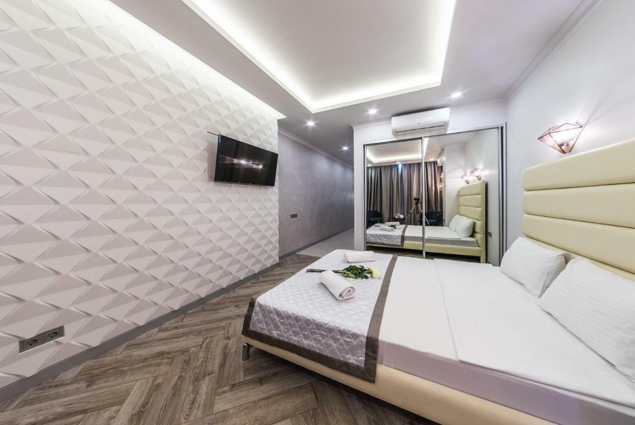 Gagarin Studio Apartment Odesa Exterior photo